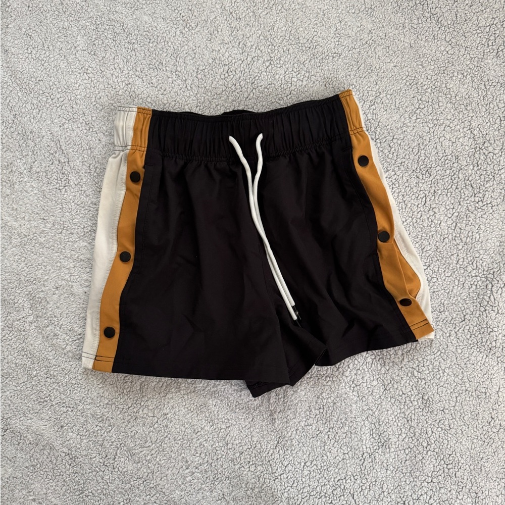 SO snap side athletic short